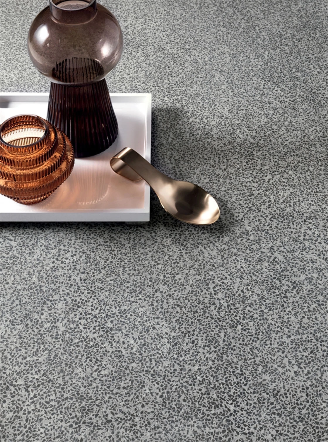 LEA MASTER GRAY NAT/RTT 1200X1200 LG8M210