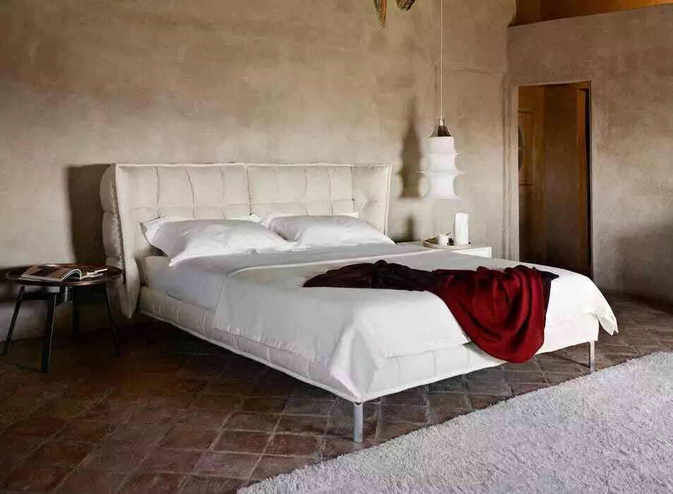 Letto B&B Italia Husk