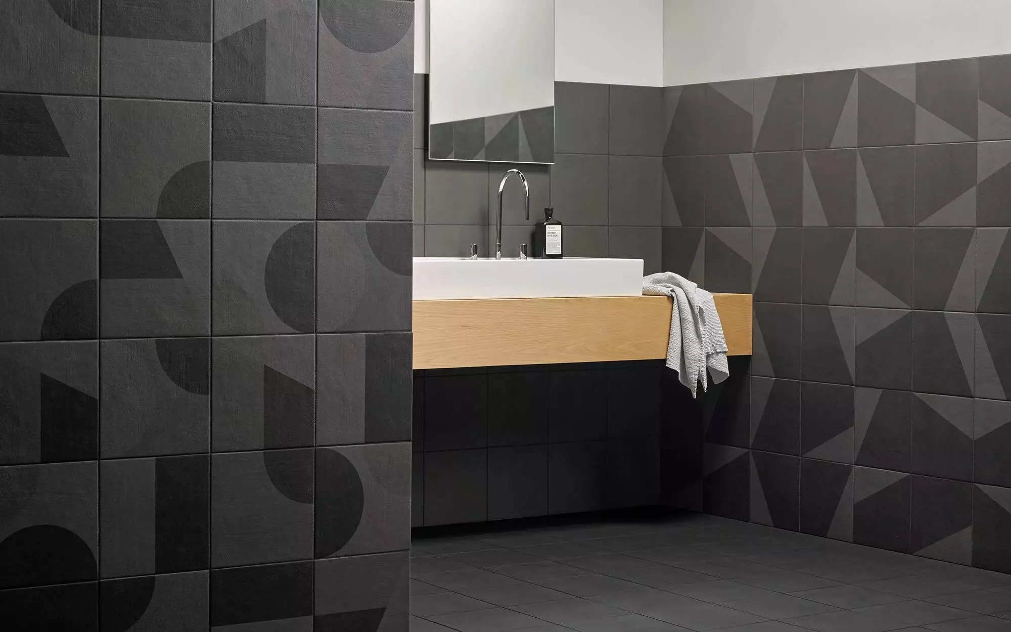 Mutina Puzzle Slate 25X25 BOZ06