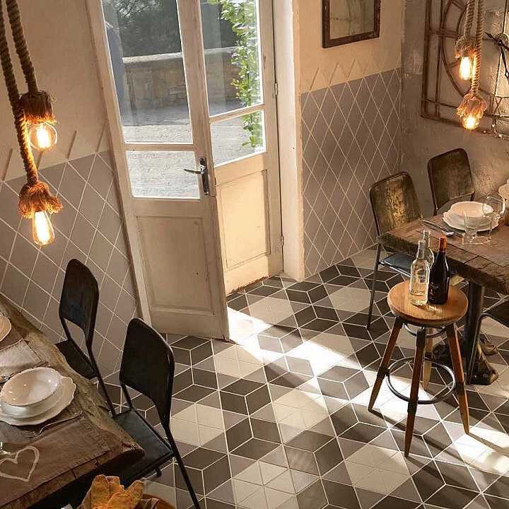 Tonalite Triangle Cemento TRI1673