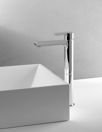 Contemporary Lines Delta