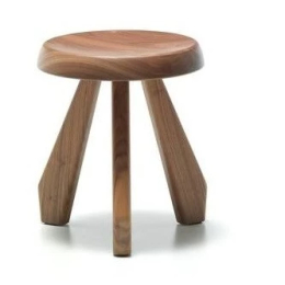 Niedriger Tisch Cassina Hocker Méribel