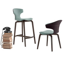 Montera Stool with wood base Poltrona Frau