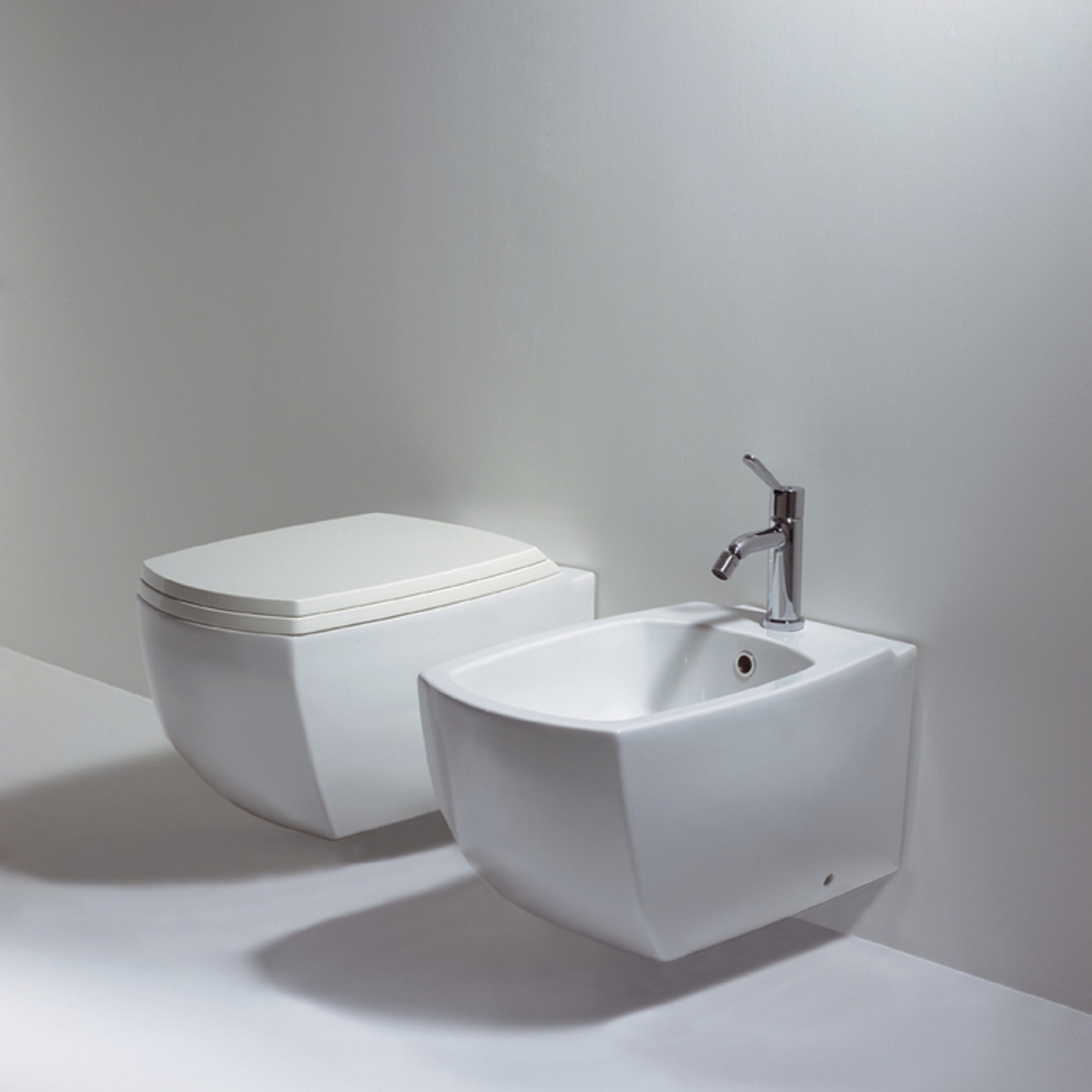 WC Agape 750 ACER0750WRRS