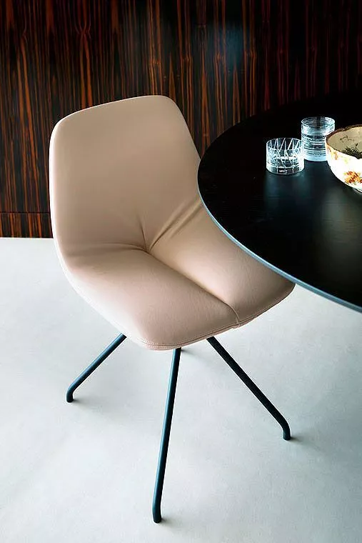 Fotel Poltrona Frau DU 30