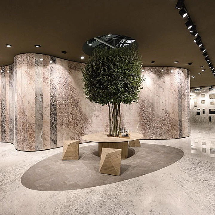 Iris Maxfine Gem Rose Lucidato Sq. L737373MF6