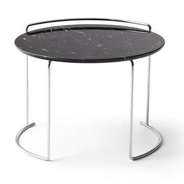 Niski stolik Cassina Djuna