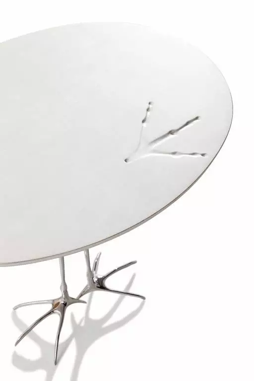 Niski stolik Cassina Traccia