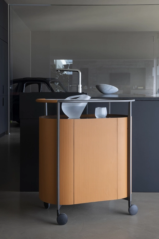 Rollwagen Poltrona Frau Mi