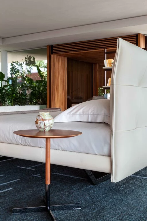 Bed Linen Poltrona Frau Riomaggiore