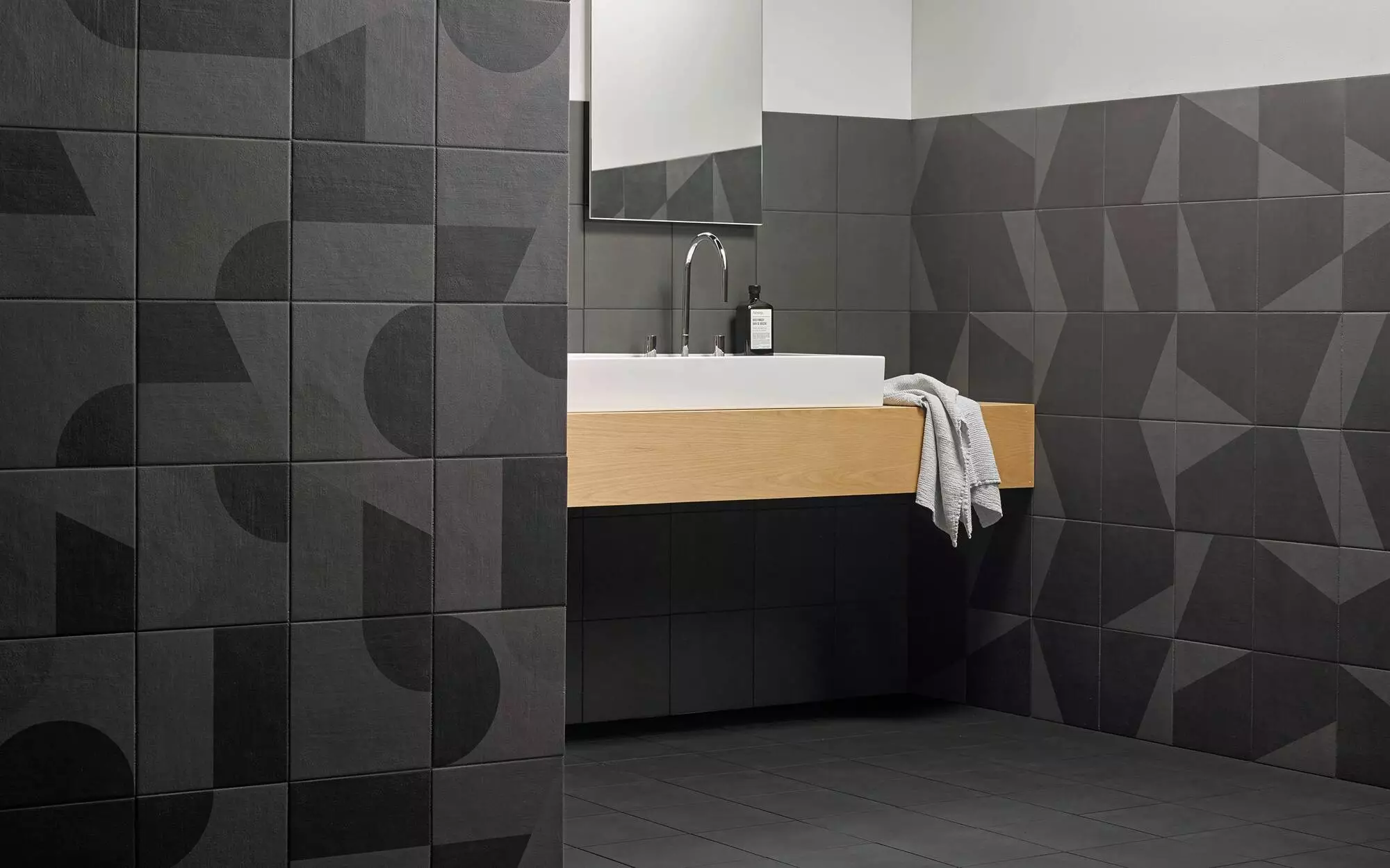 Mutina Puzzle Slate 25X25 BOZ06